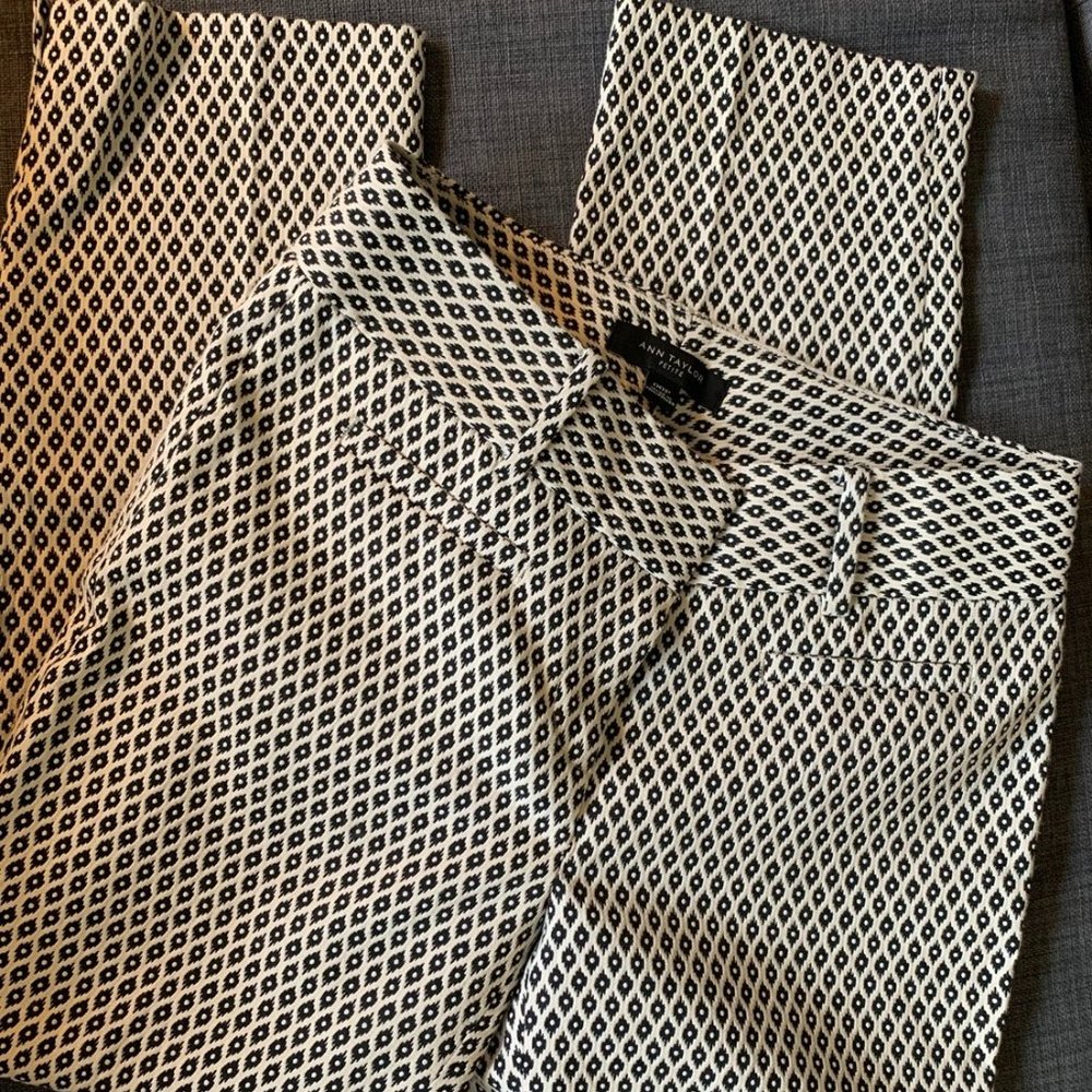 Ann Taylor B&W Patterned Ankle Trousers - OOP